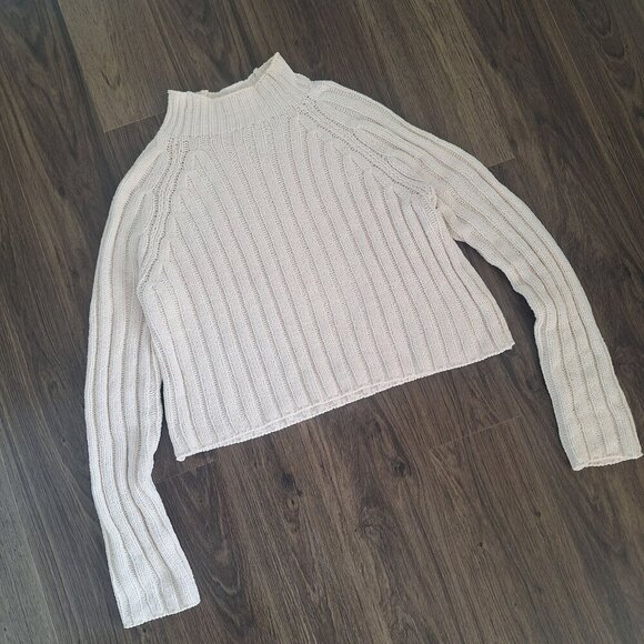 💙 American Eagle Soft Knit Cream Sweater Size M/L Comfy Cozy Preppy - Picture 2 of 7
